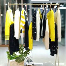 2018年大衣批发市场概览 价格趋势与女装批发渠道分析