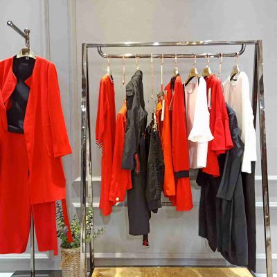 2018新品折扣女装 安娜高端品牌厂家批发货源全解析