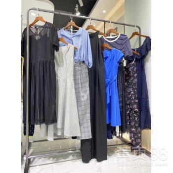 伊布都女装折扣批发 解锁专柜品质与实体店共赢的库存密码